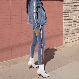 LEVI'S | 721 High Rise Skinny Sequin Side Stripe Jeans | 31